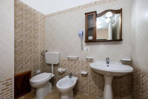 Bed and Breakfast Casa Ambra Macari Exterior foto